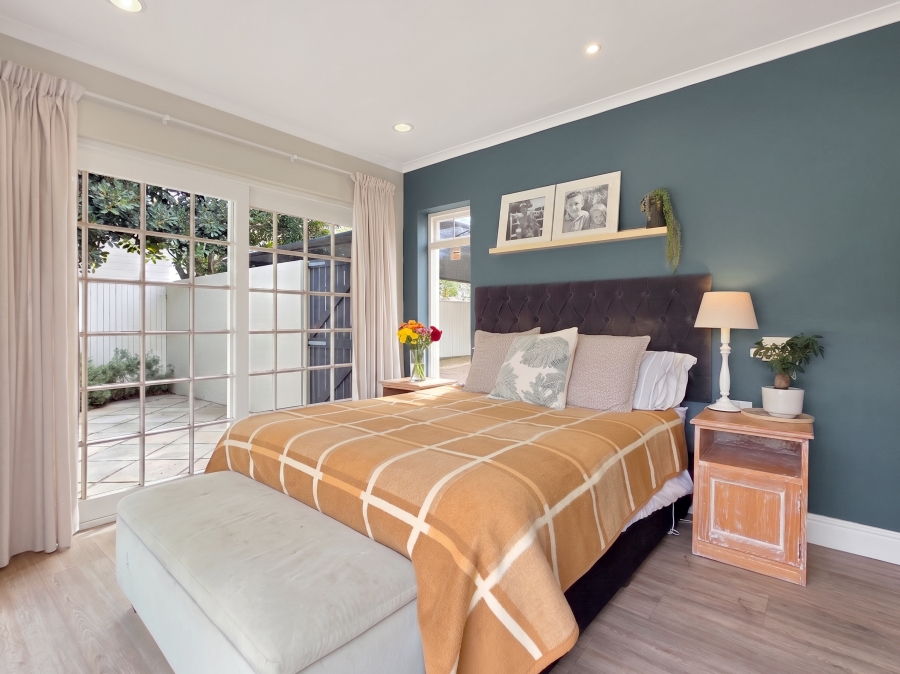 4 Bedroom Property for Sale in Constantia Western Cape